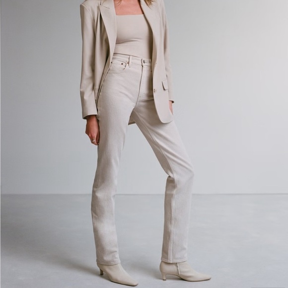 NWT Abercrombie & Fitch Ultra High Rise 90s Straight Jean Cream Stone - Picture 14 of 14